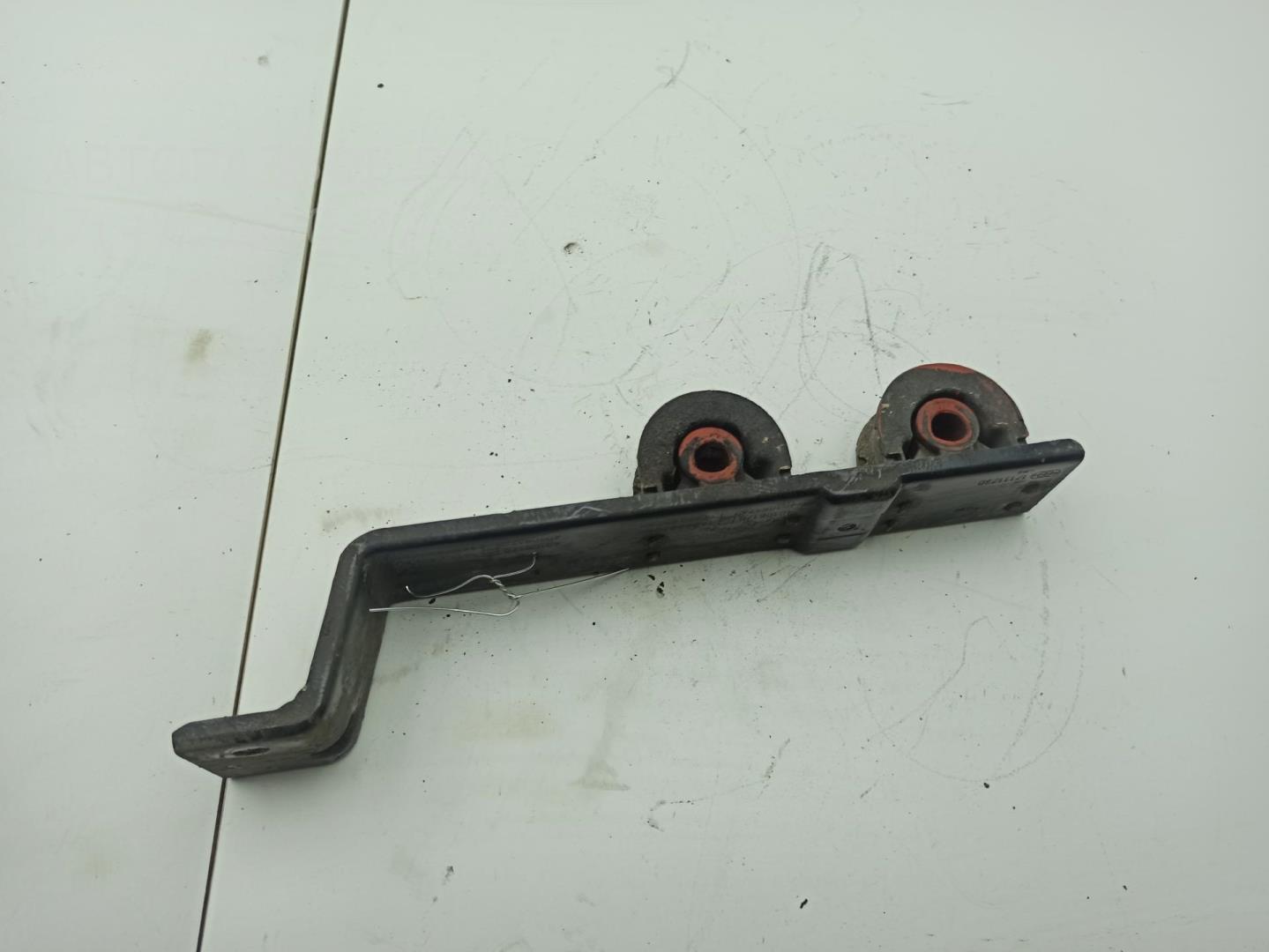 Кронштейн ГУР