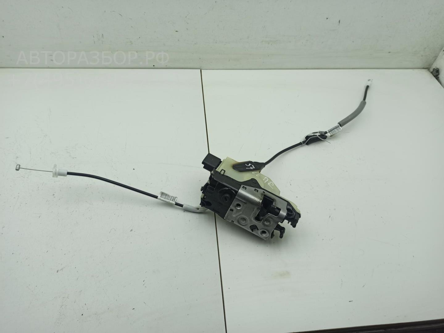 Замок двери передней правой