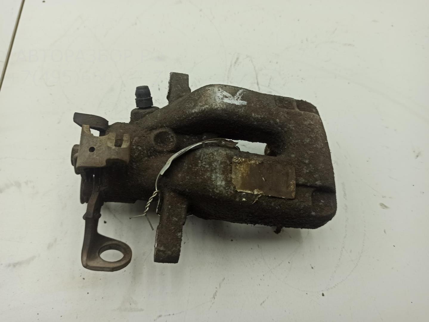 Суппорт задний правый