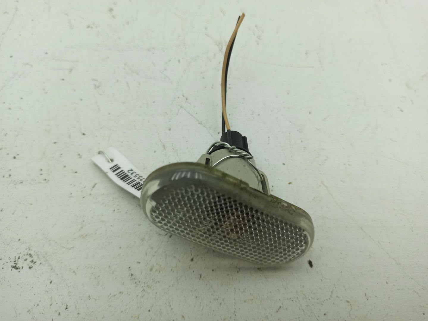 Указатель поворота левый