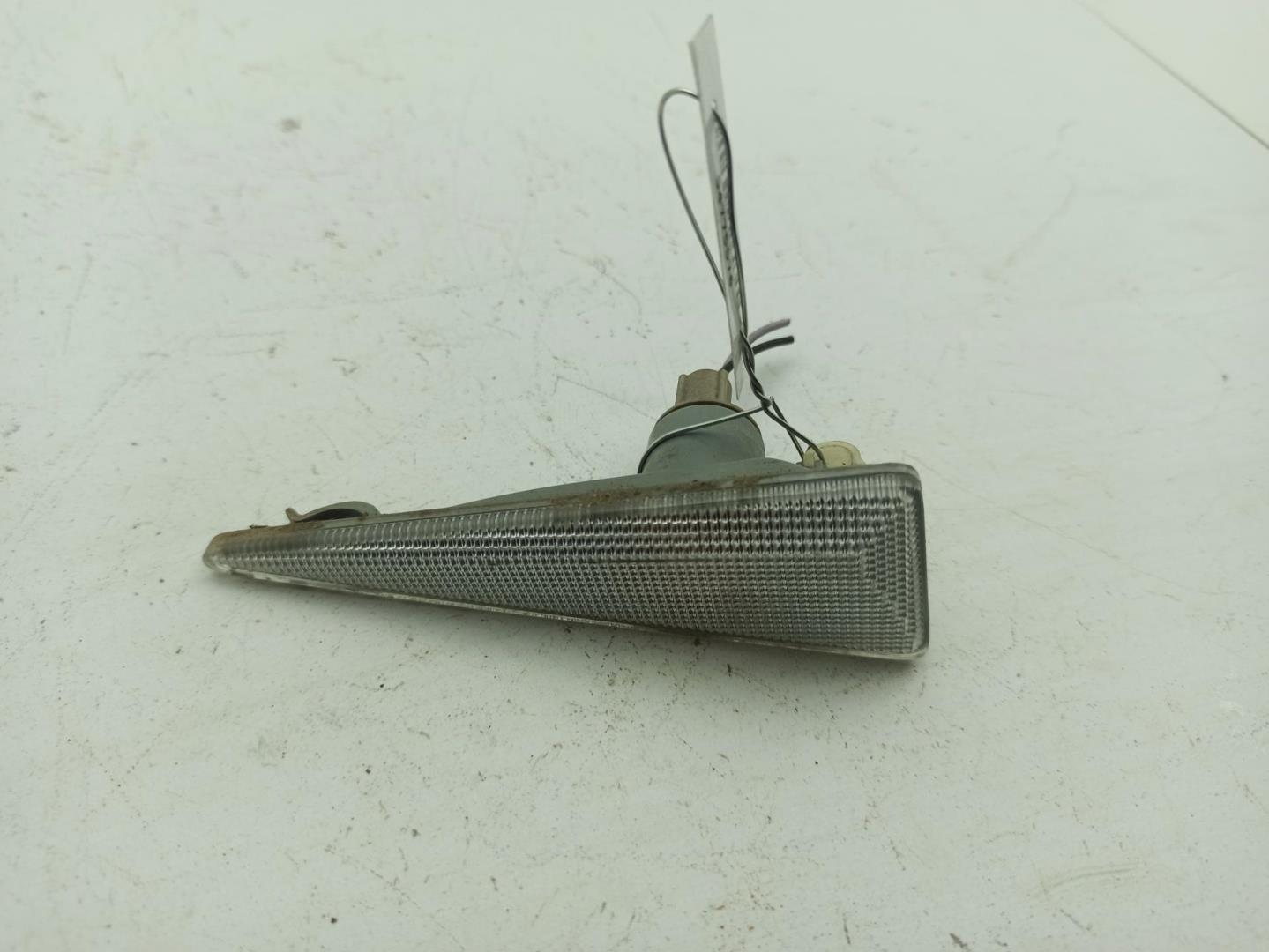 Указатель поворота левый