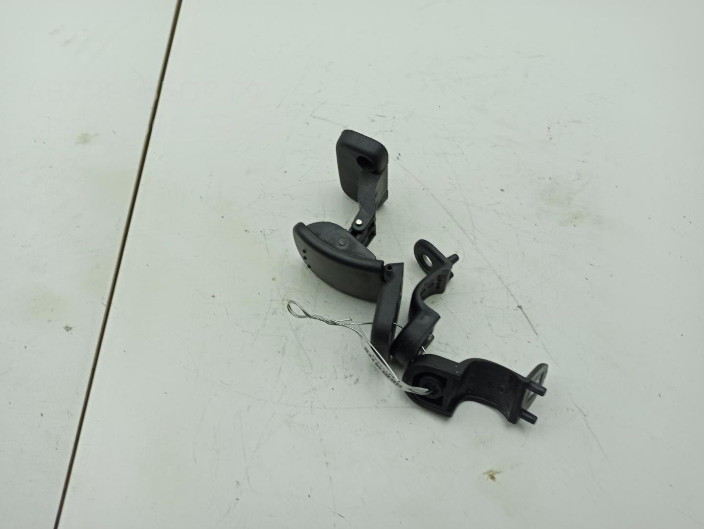 Ручка двери задней внутренняя левая