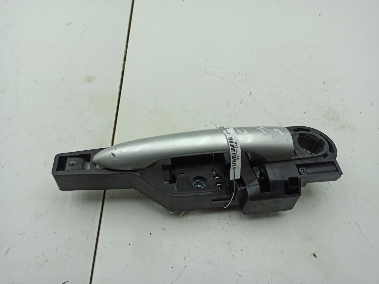 Ручка двери передней наружная левая