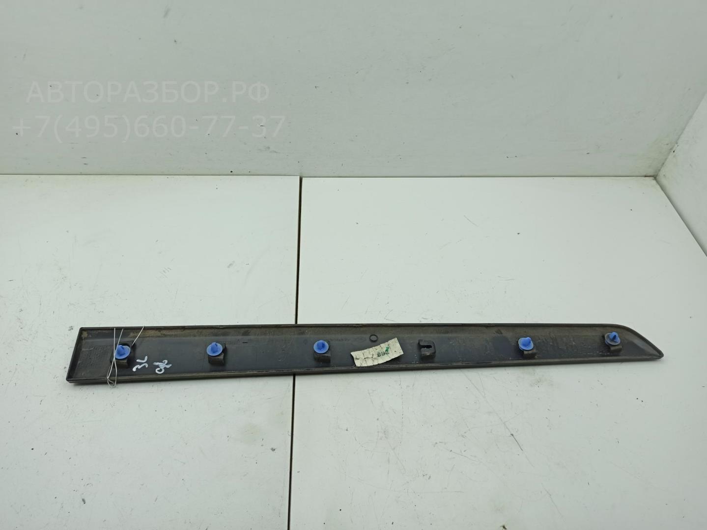 Накладка двери задней левой