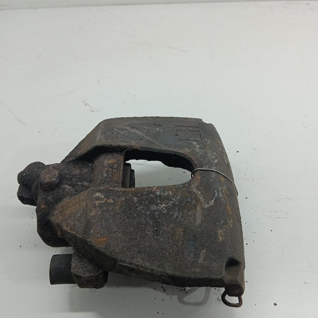 Суппорт передний левый