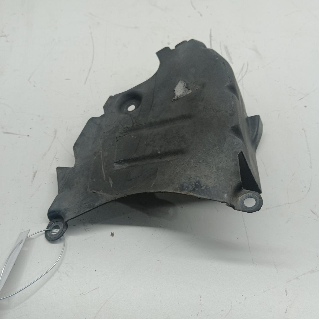 Крышка двигателя передняя