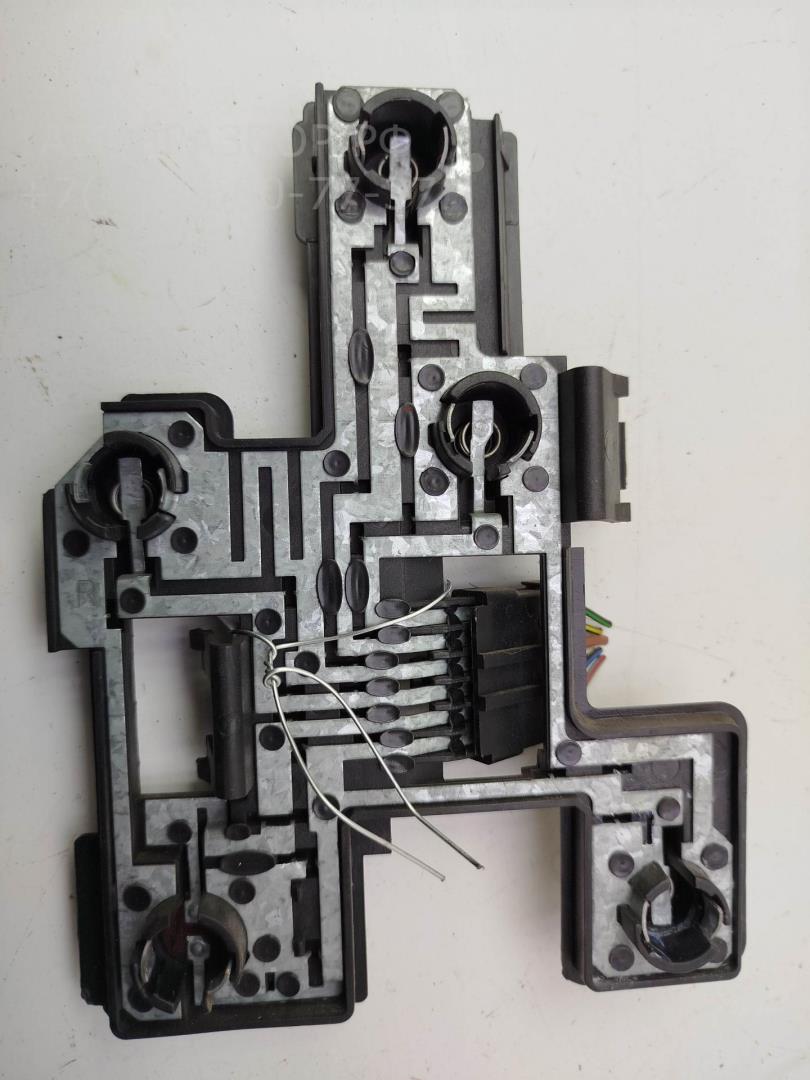 Плата заднего фонаря правого