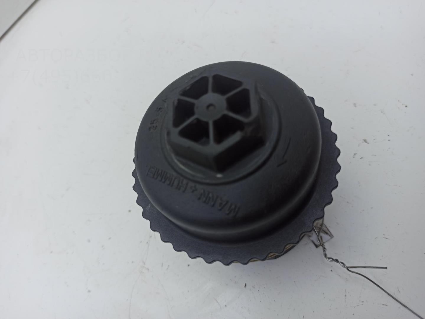 Крышка масляного фильтра