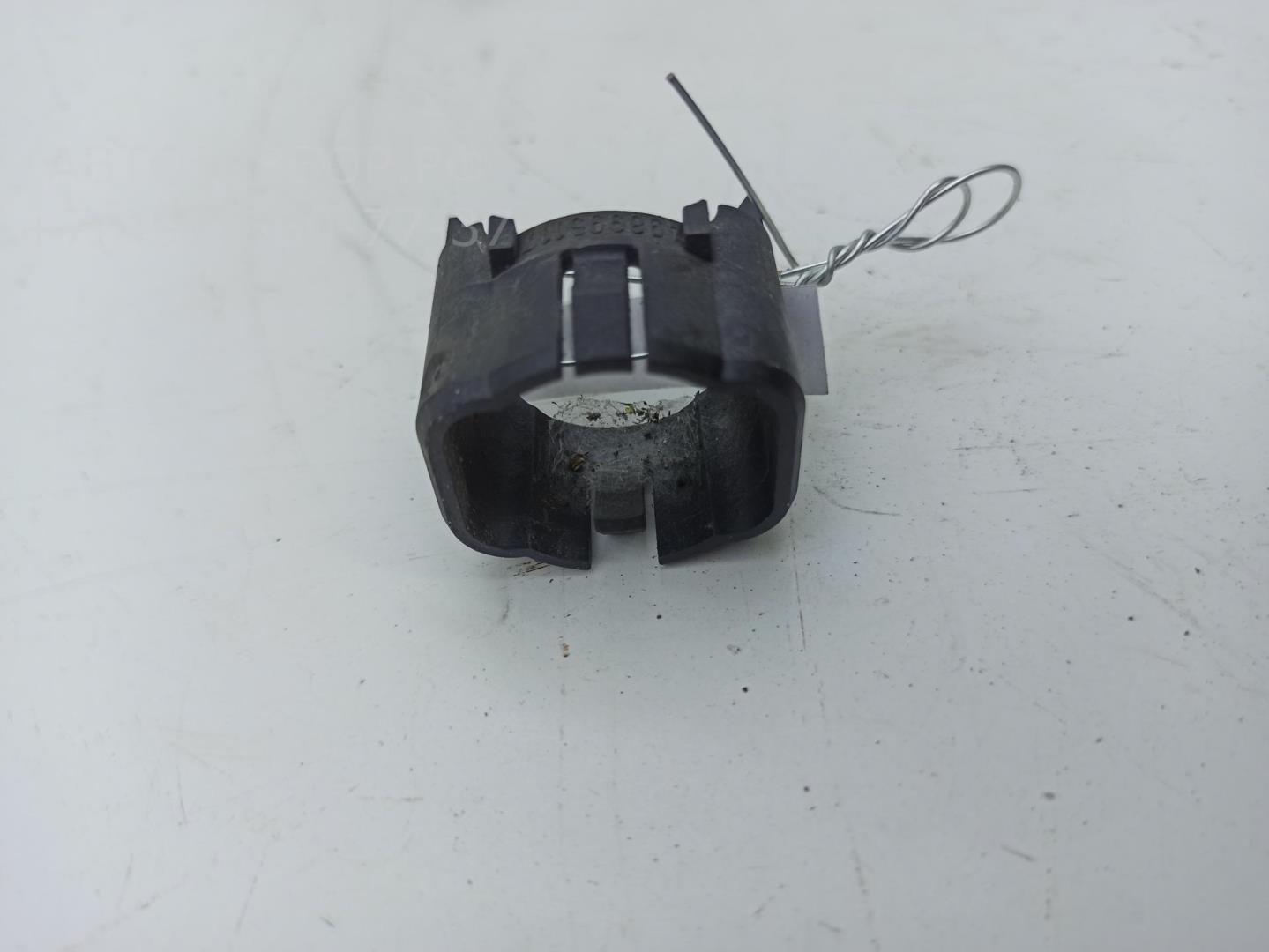 Кронштейн (сопут. товар)