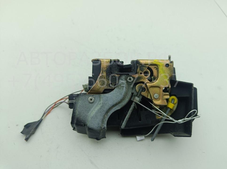 Замок двери задней левой