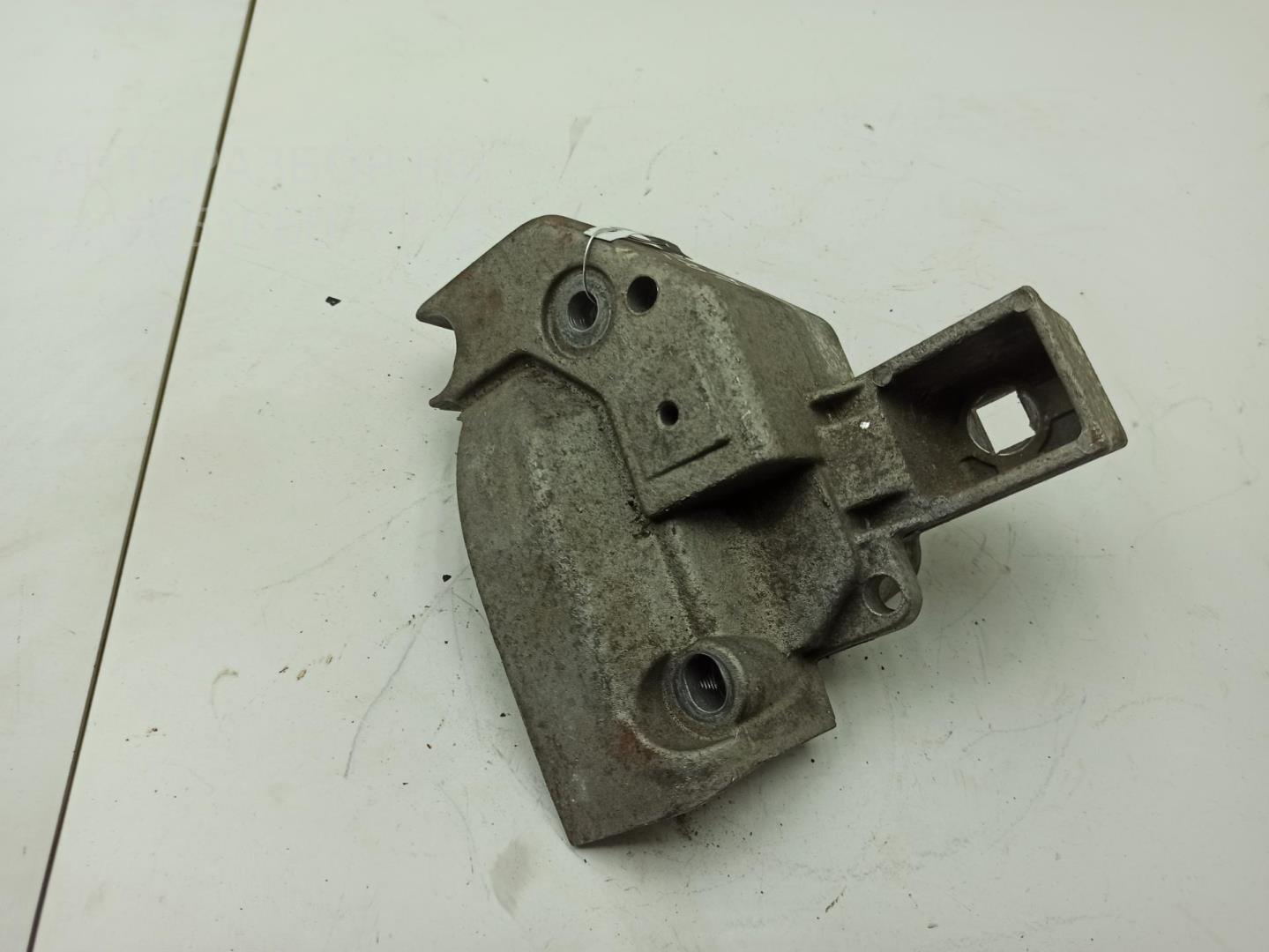 Опора двигателя