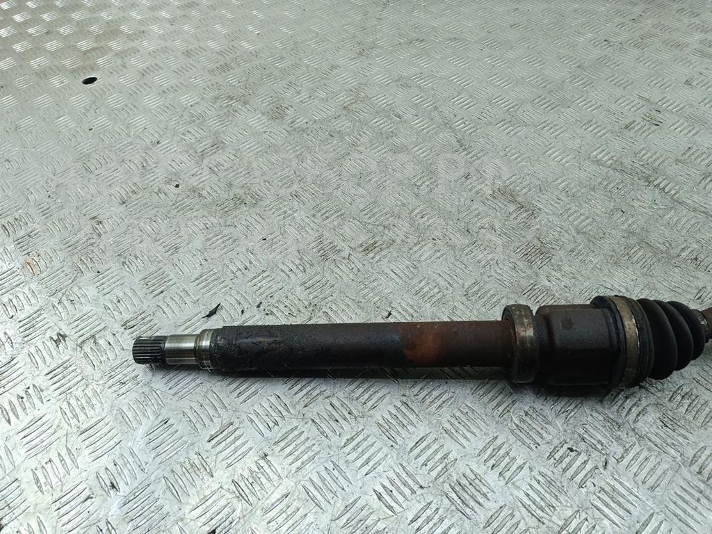 Полуось передняя правая