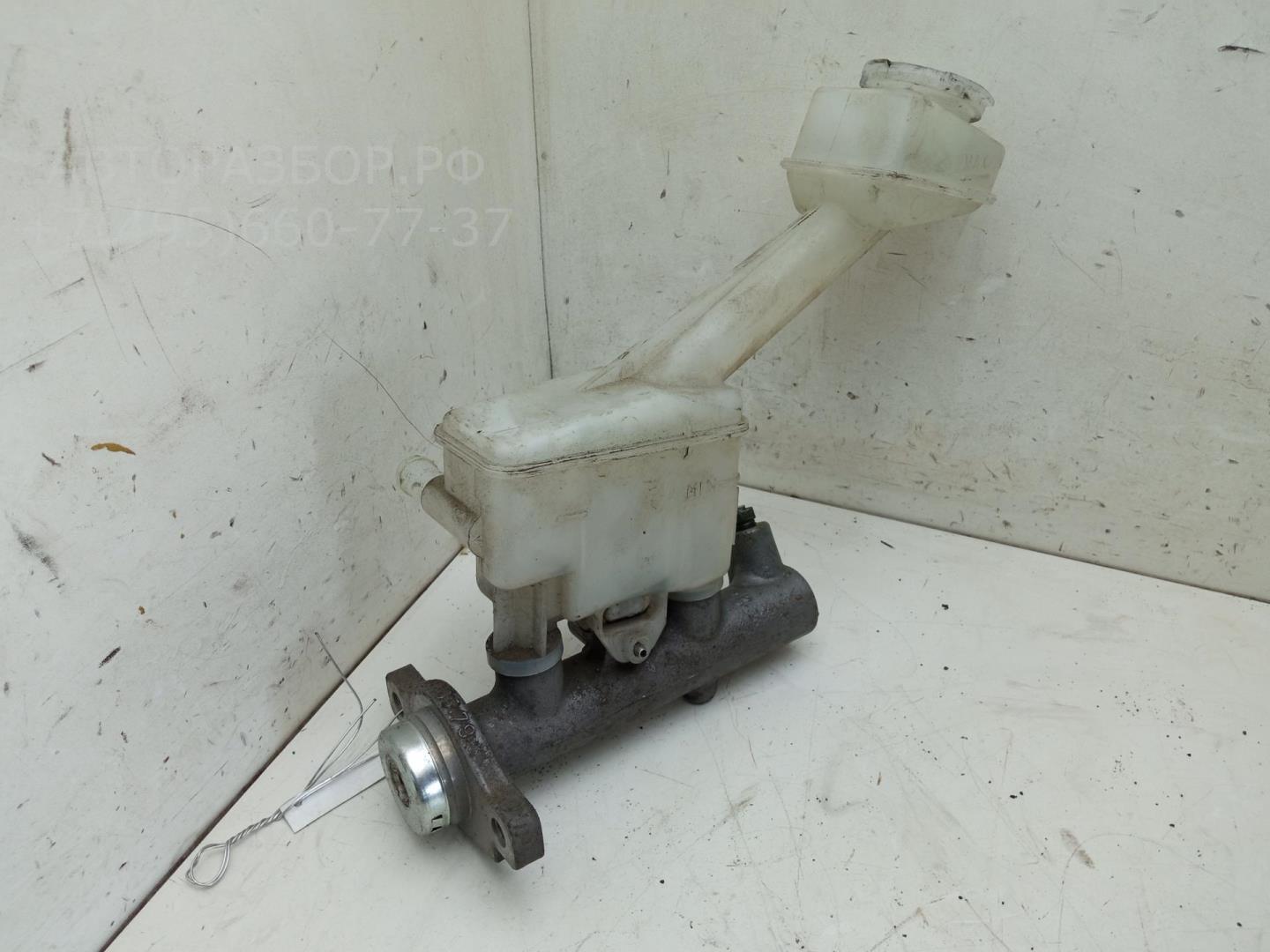 Цилиндр тормозной главный