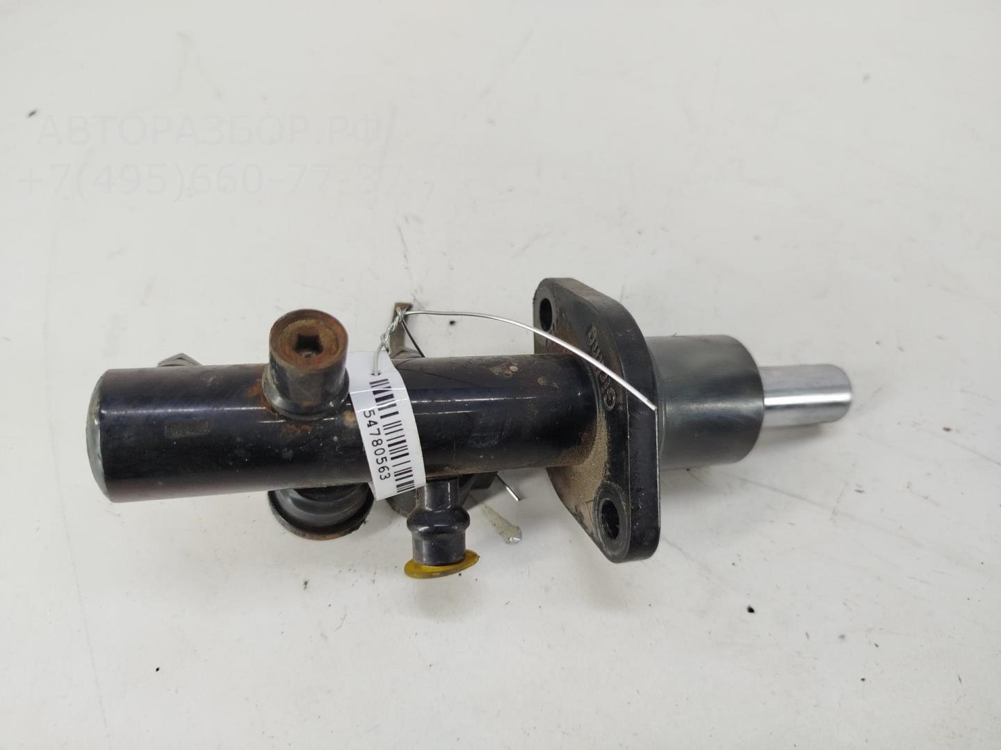 Цилиндр тормозной главный