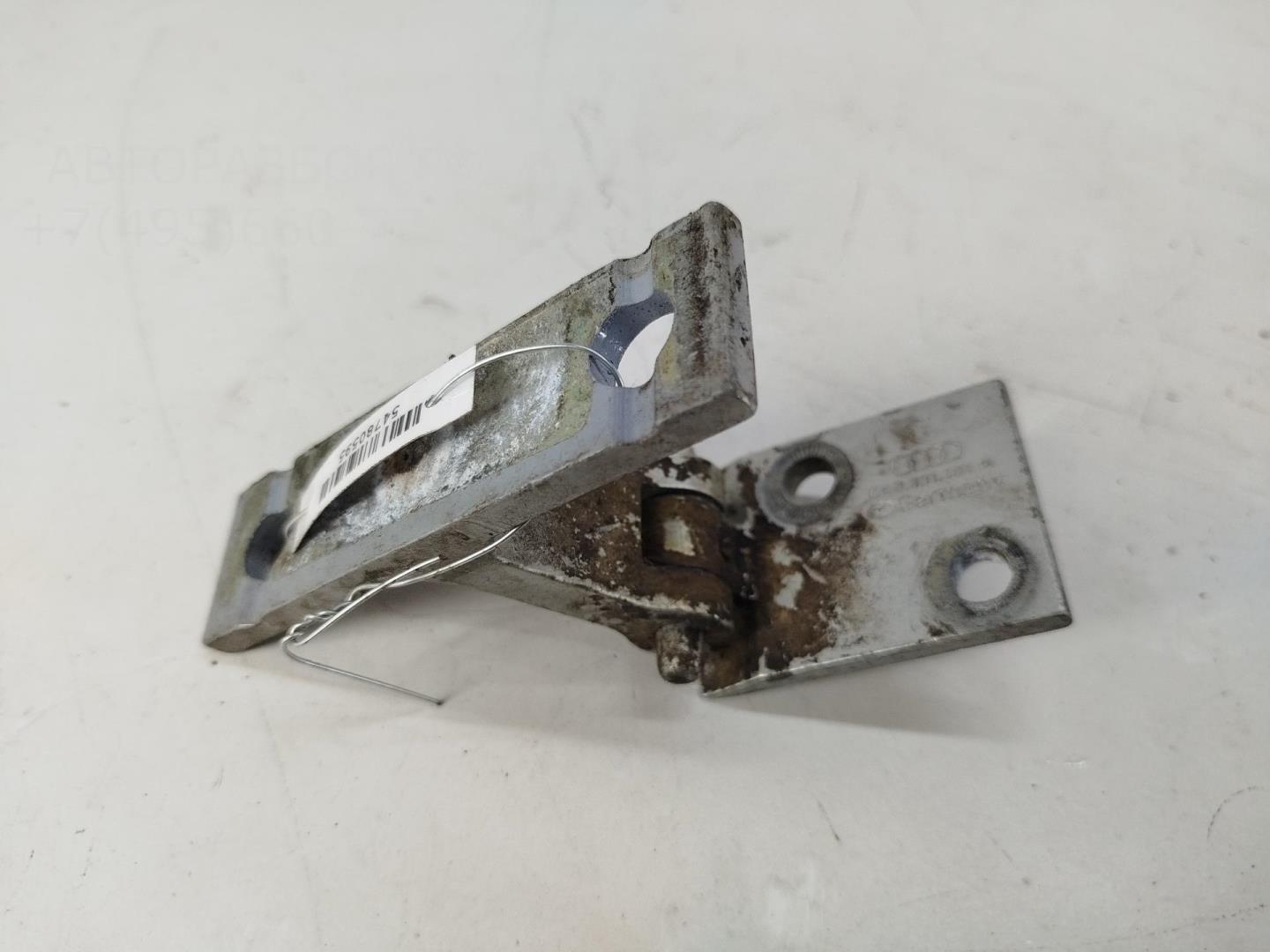 Петля двери