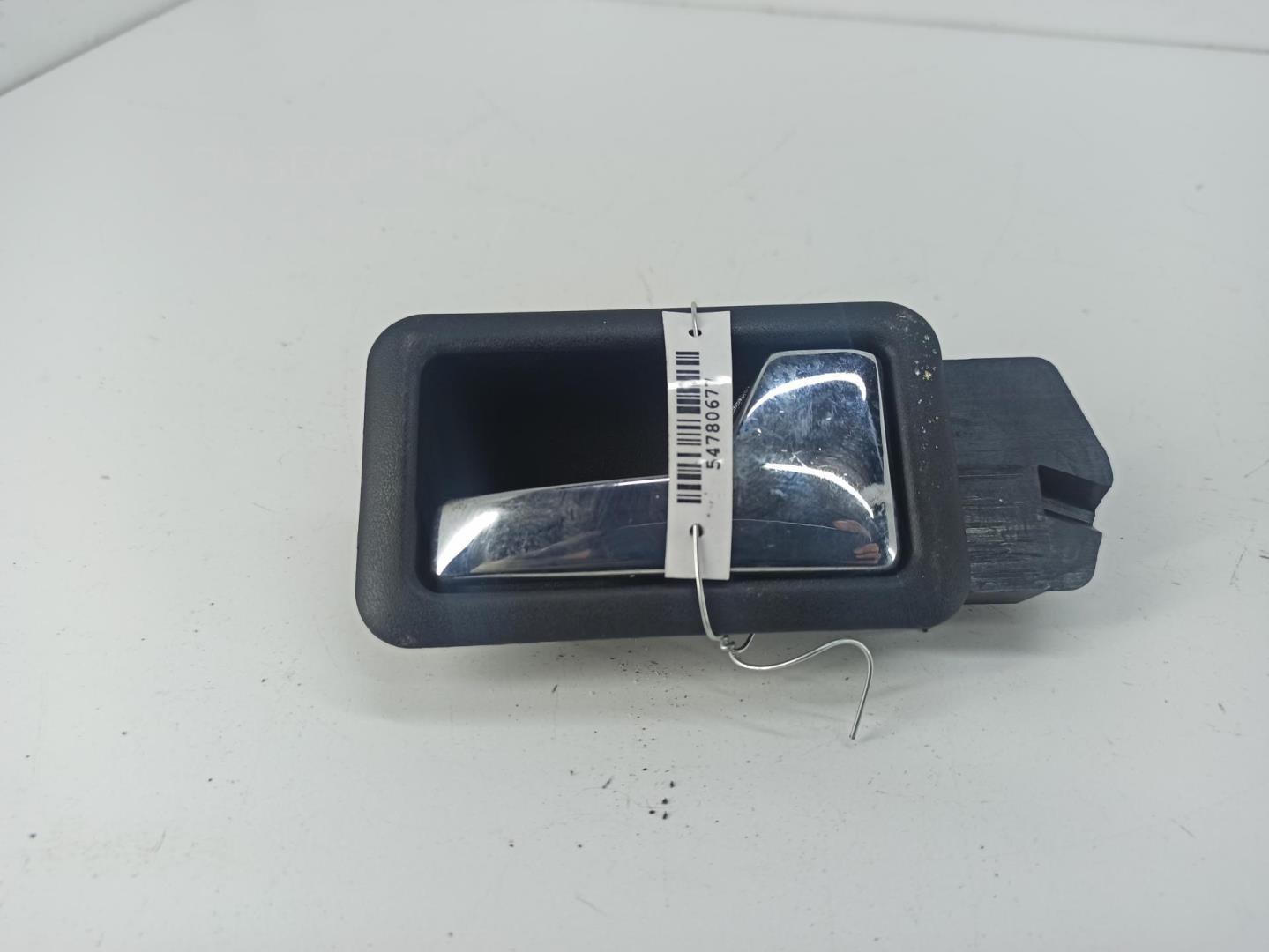 Ручка двери передней внутренняя правая