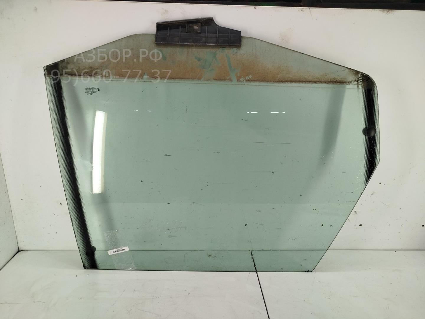 Стекло двери задней правой