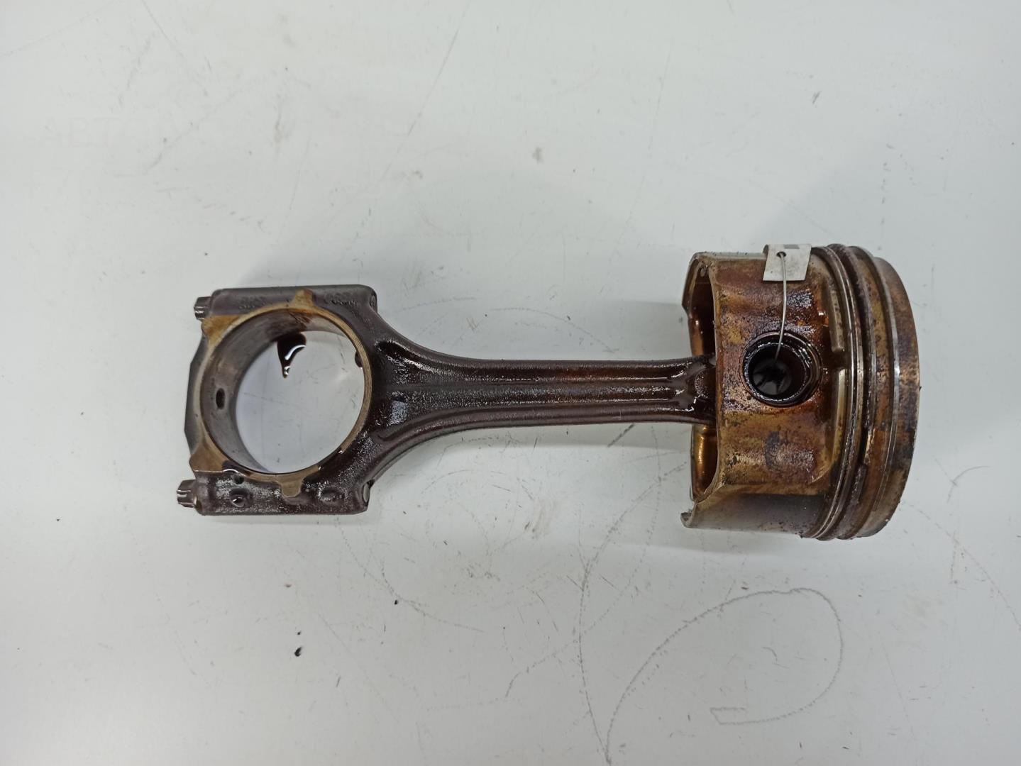 Поршень с шатуном