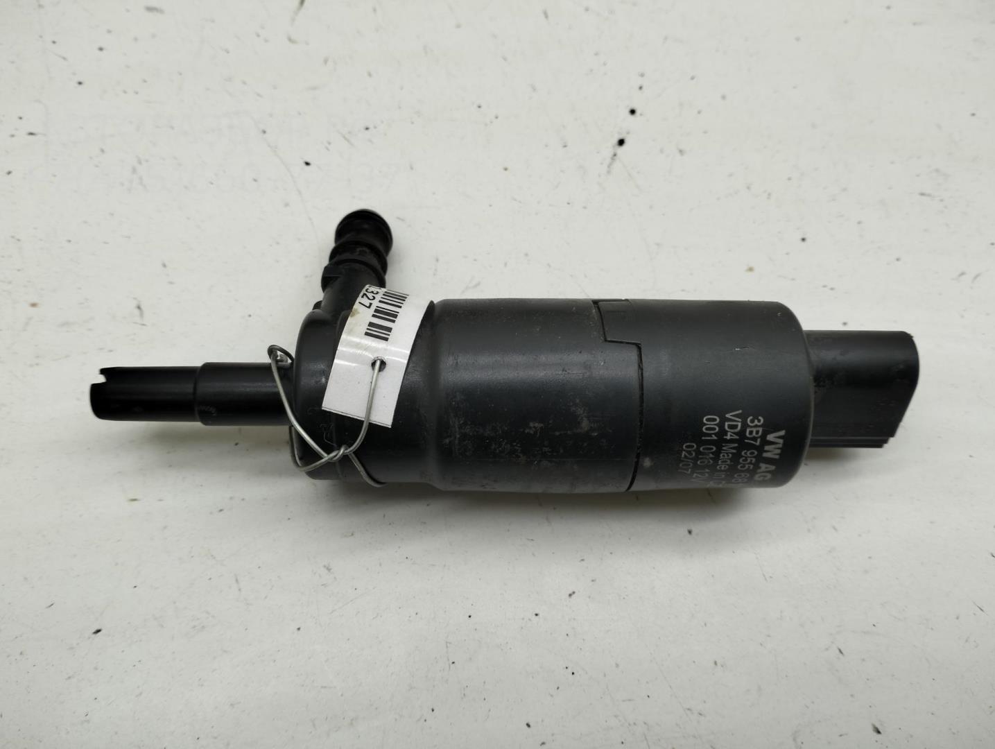 Насос омывателя фар