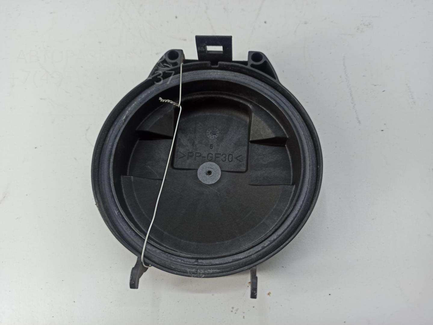 Крышка фары левой