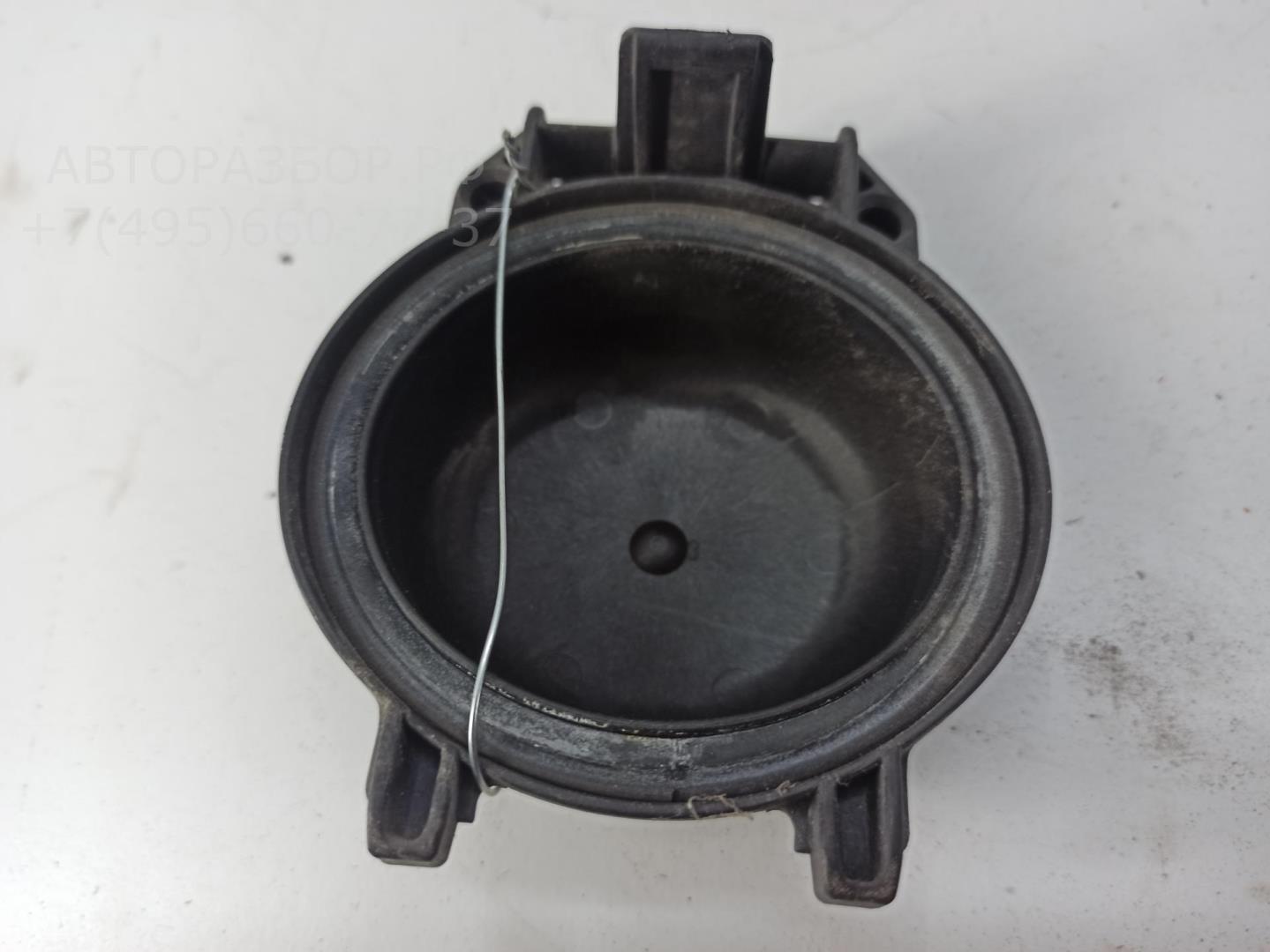 Крышка фары левой