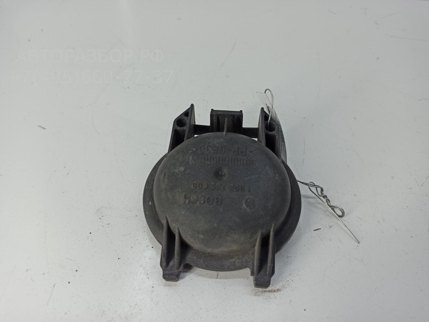 Крышка фары левой