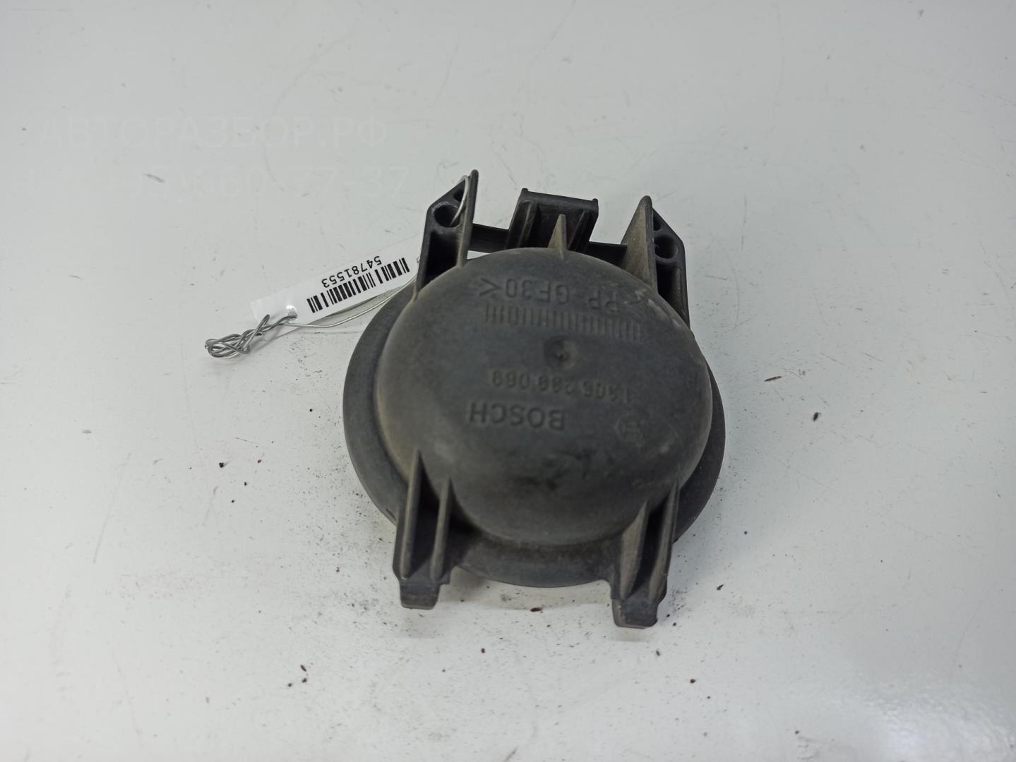 Крышка фары левой