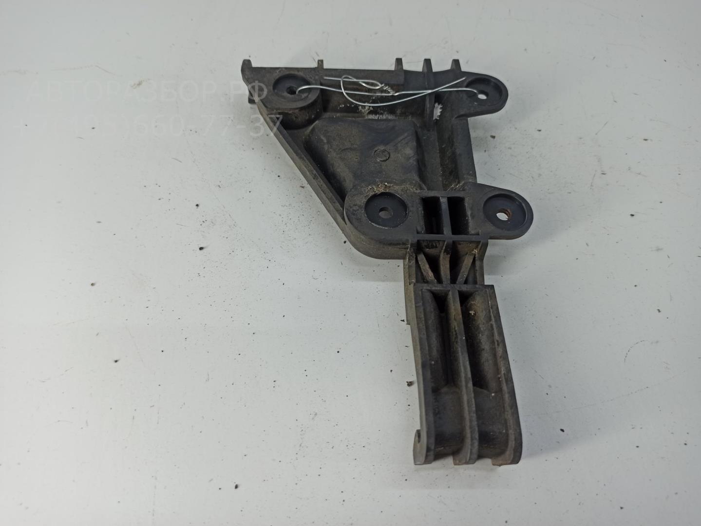 Кронштейн крепления крыла