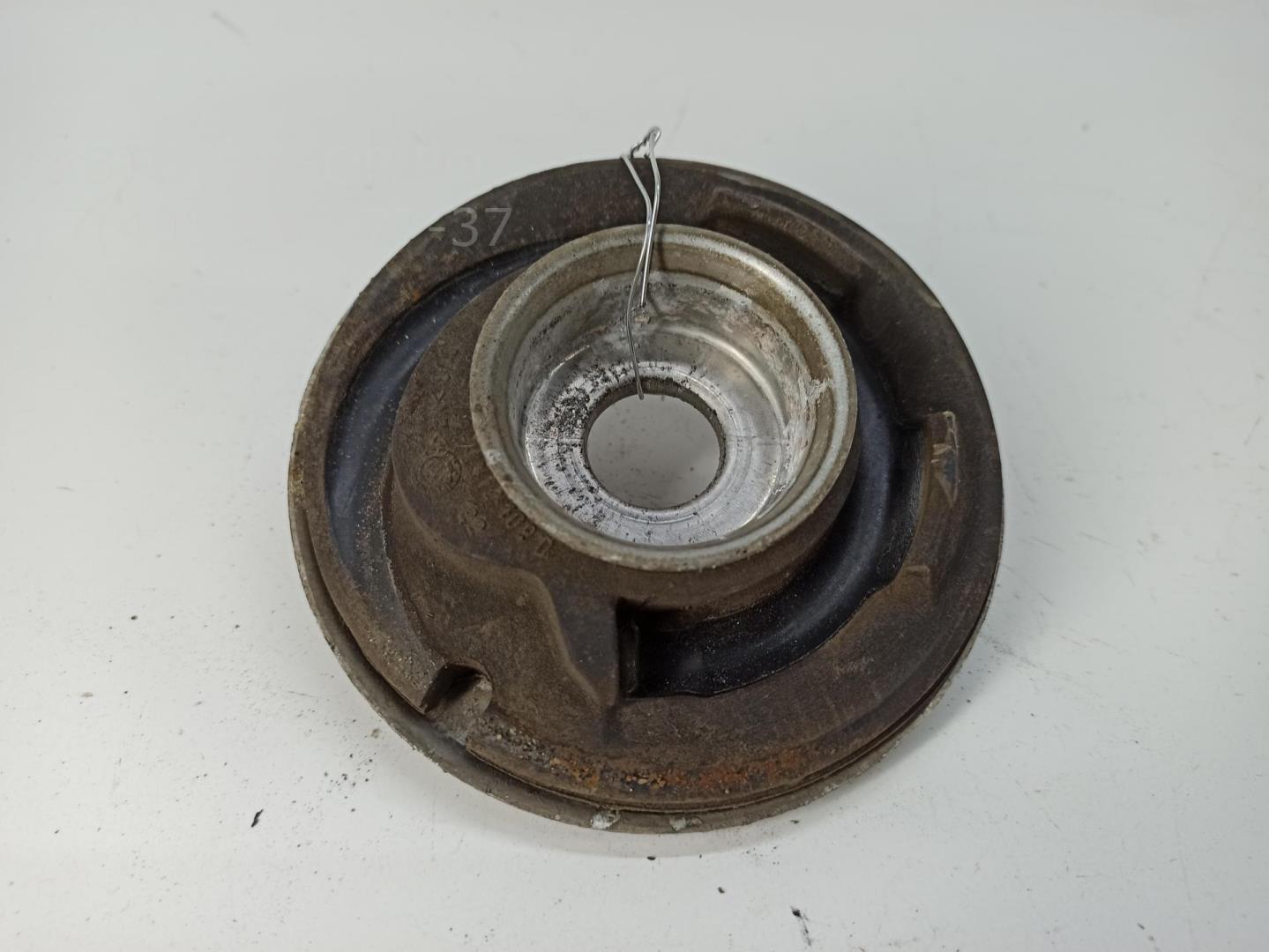 Опора переднего амортизатора верхняя