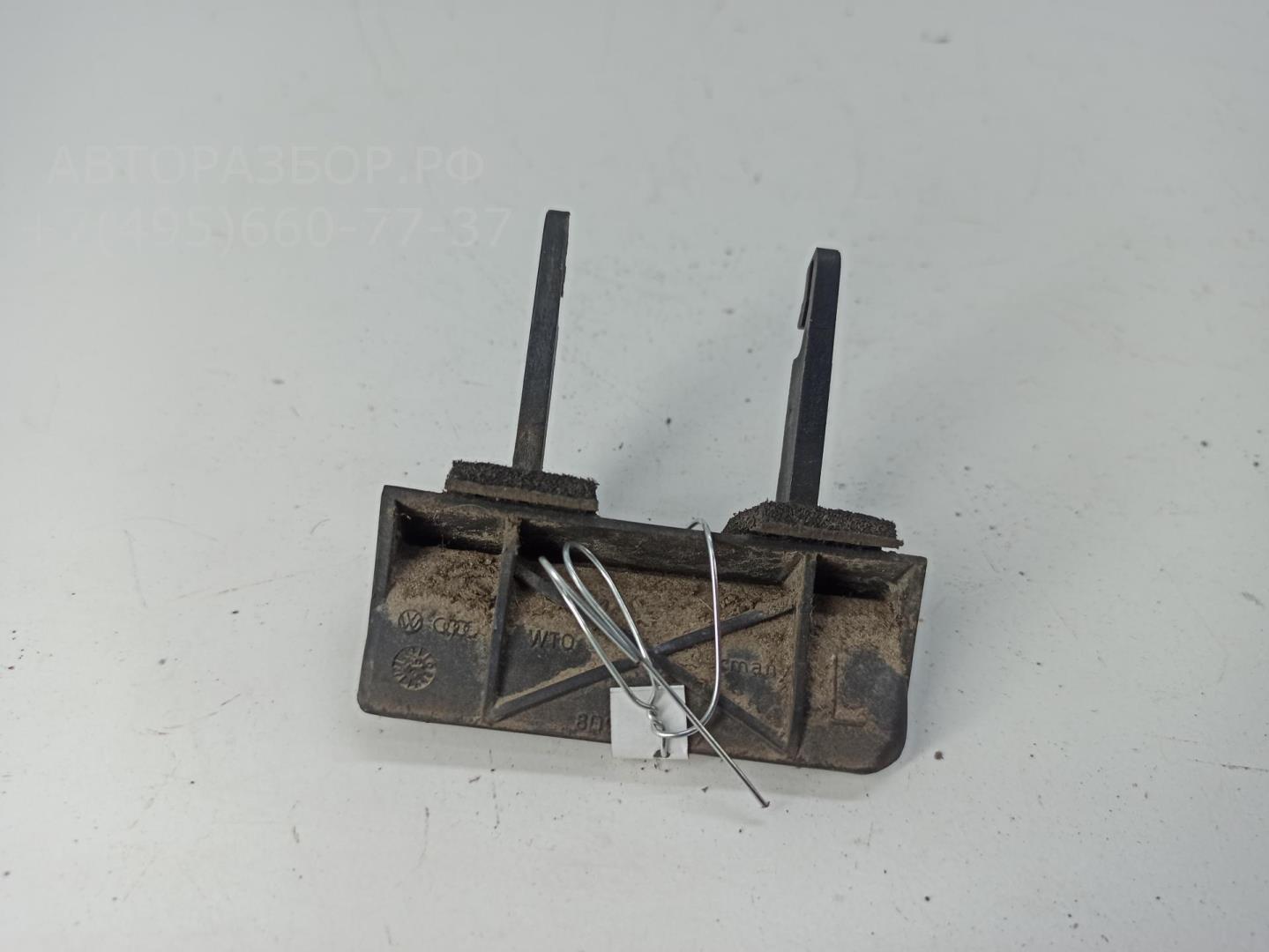 Ручка двери багажника наружная