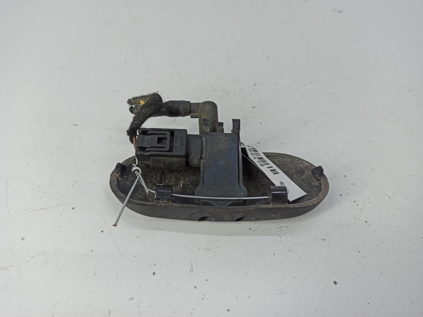 Форсунка омывателя лобового стекла