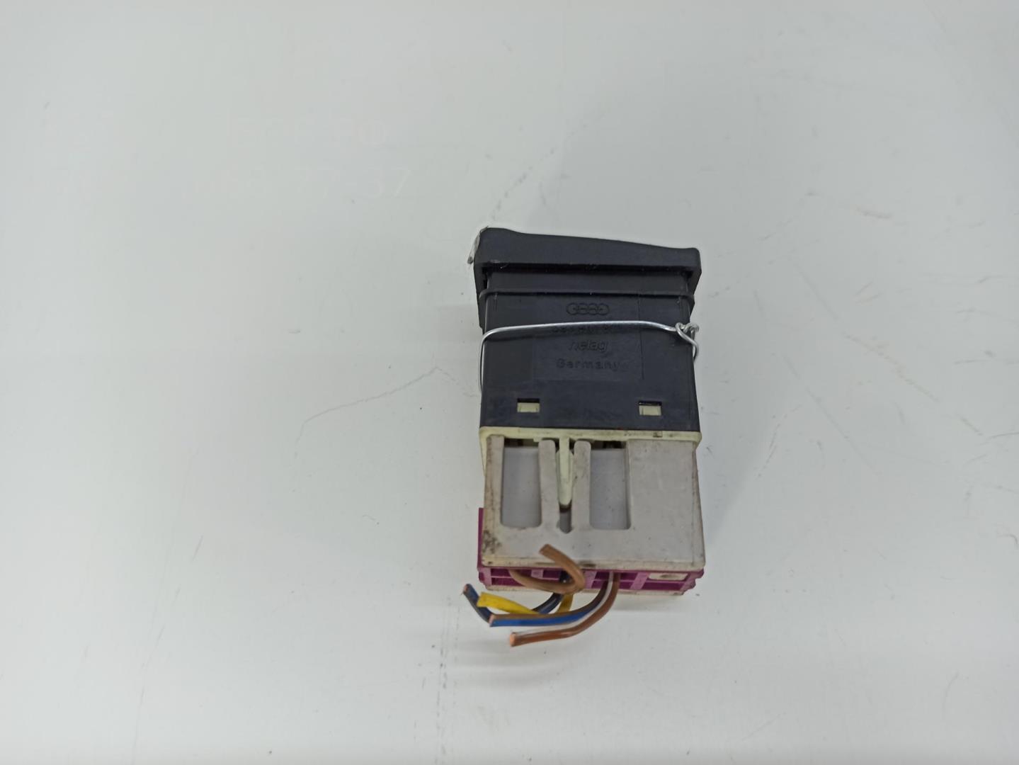 Кнопка корректора фар