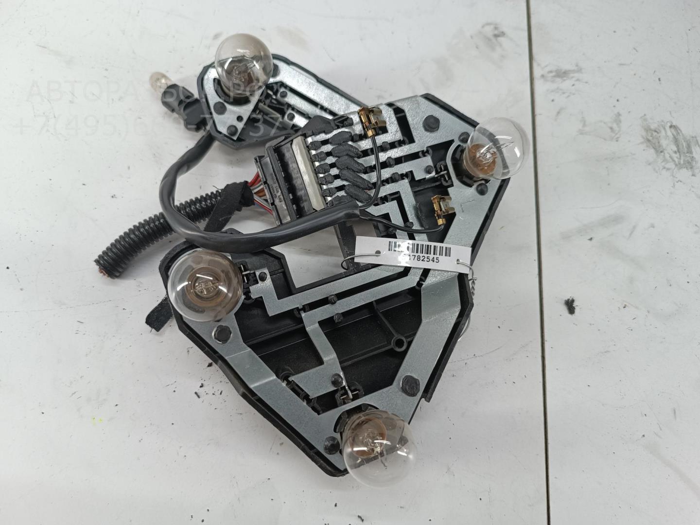 Плата заднего фонаря левого