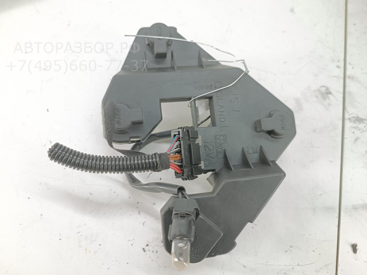 Плата заднего фонаря левого