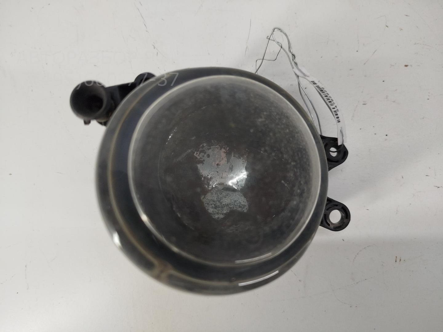 Фара противотуманная правая