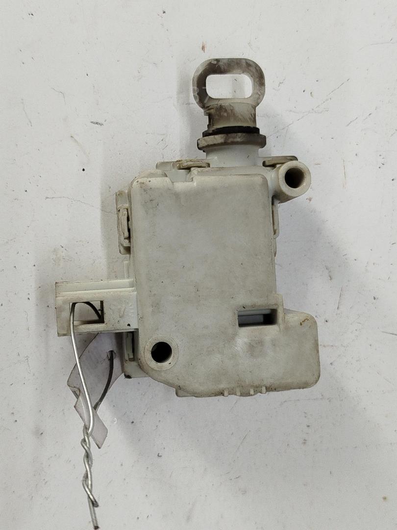 Активатор замка багажника