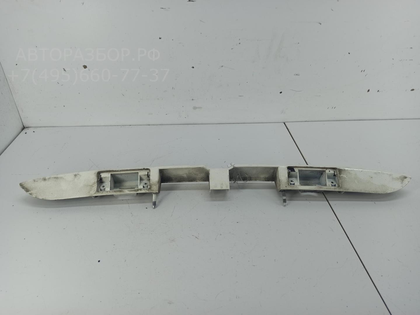 Накладка крышки багажника