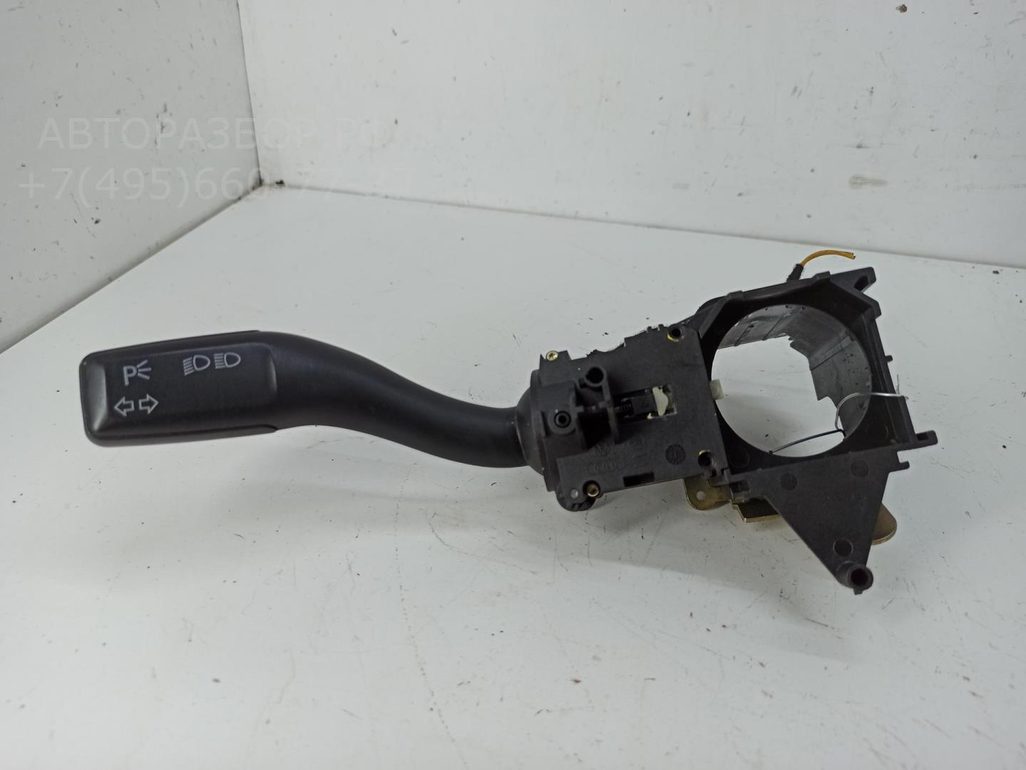 Переключатель поворотов подрулевой