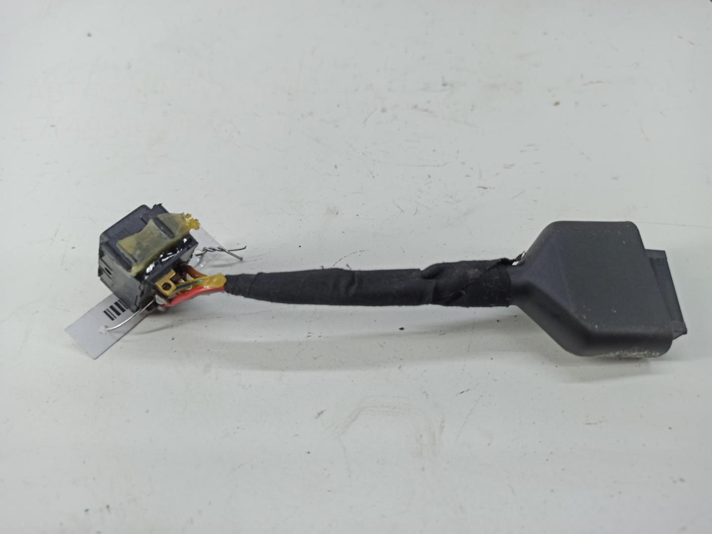 Кнопка центрального замка