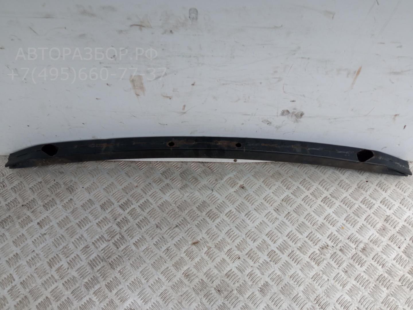 Усилитель переднего бампера