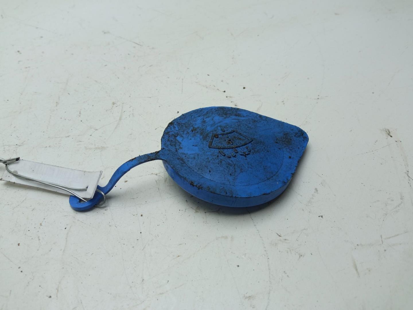 Крышка бачка омывателя