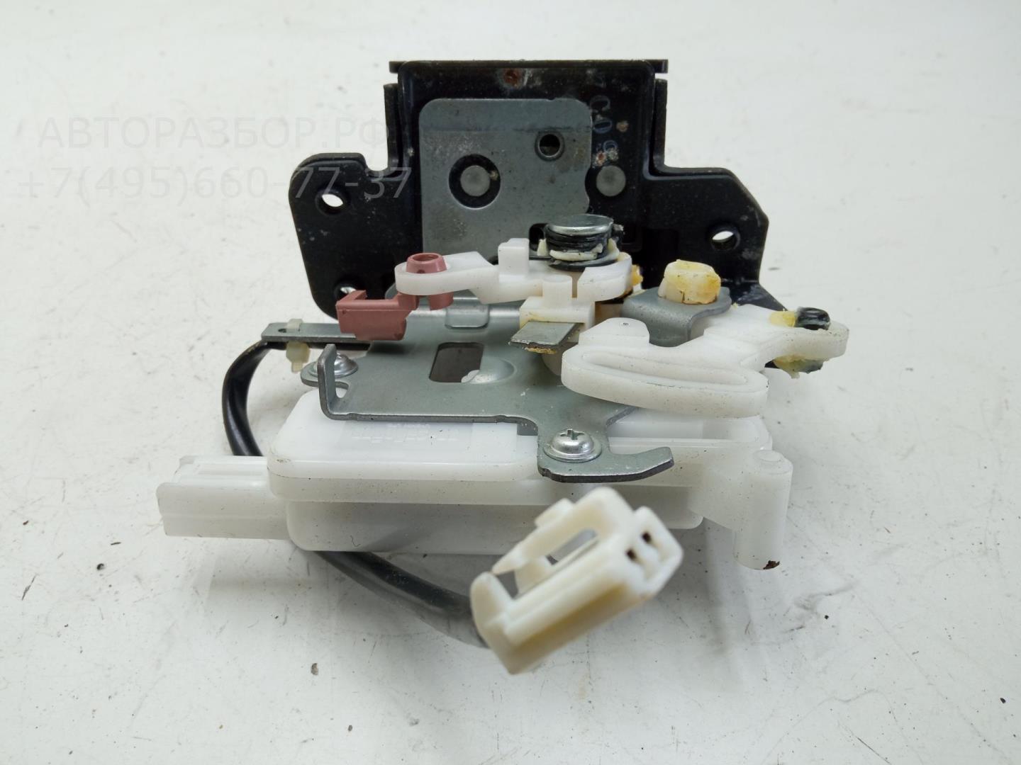 Замок багажника