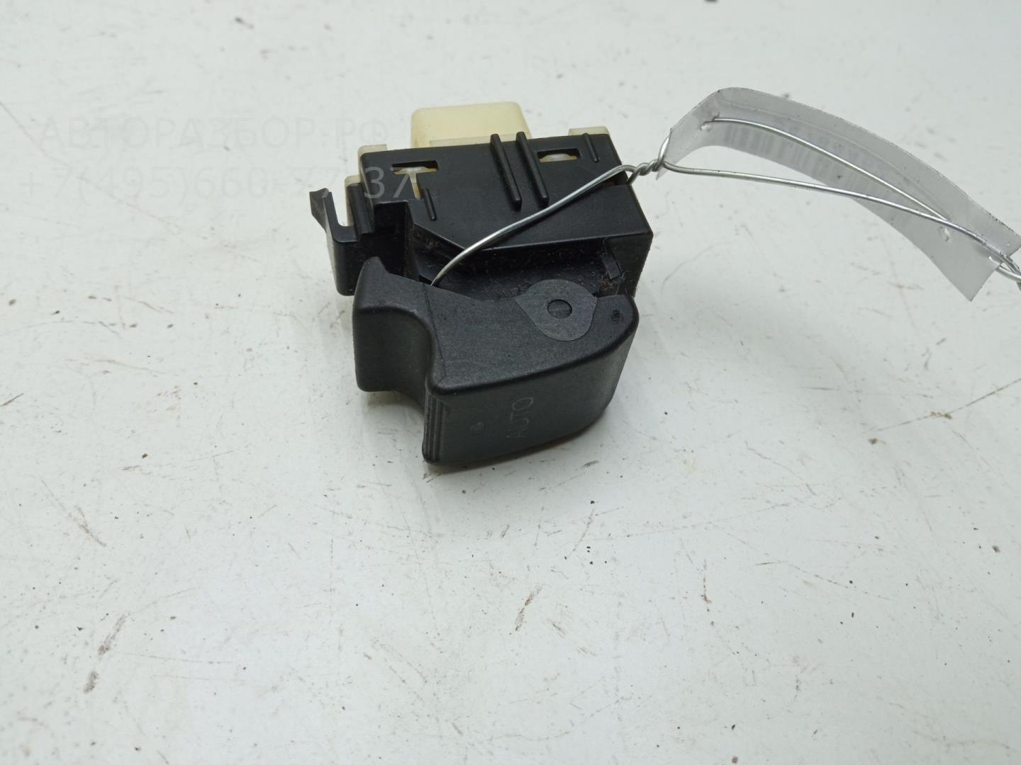 Кнопка стеклоподъемника