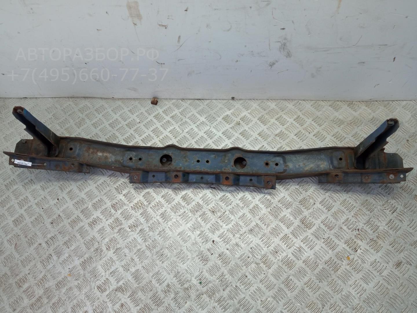 Усилитель переднего бампера