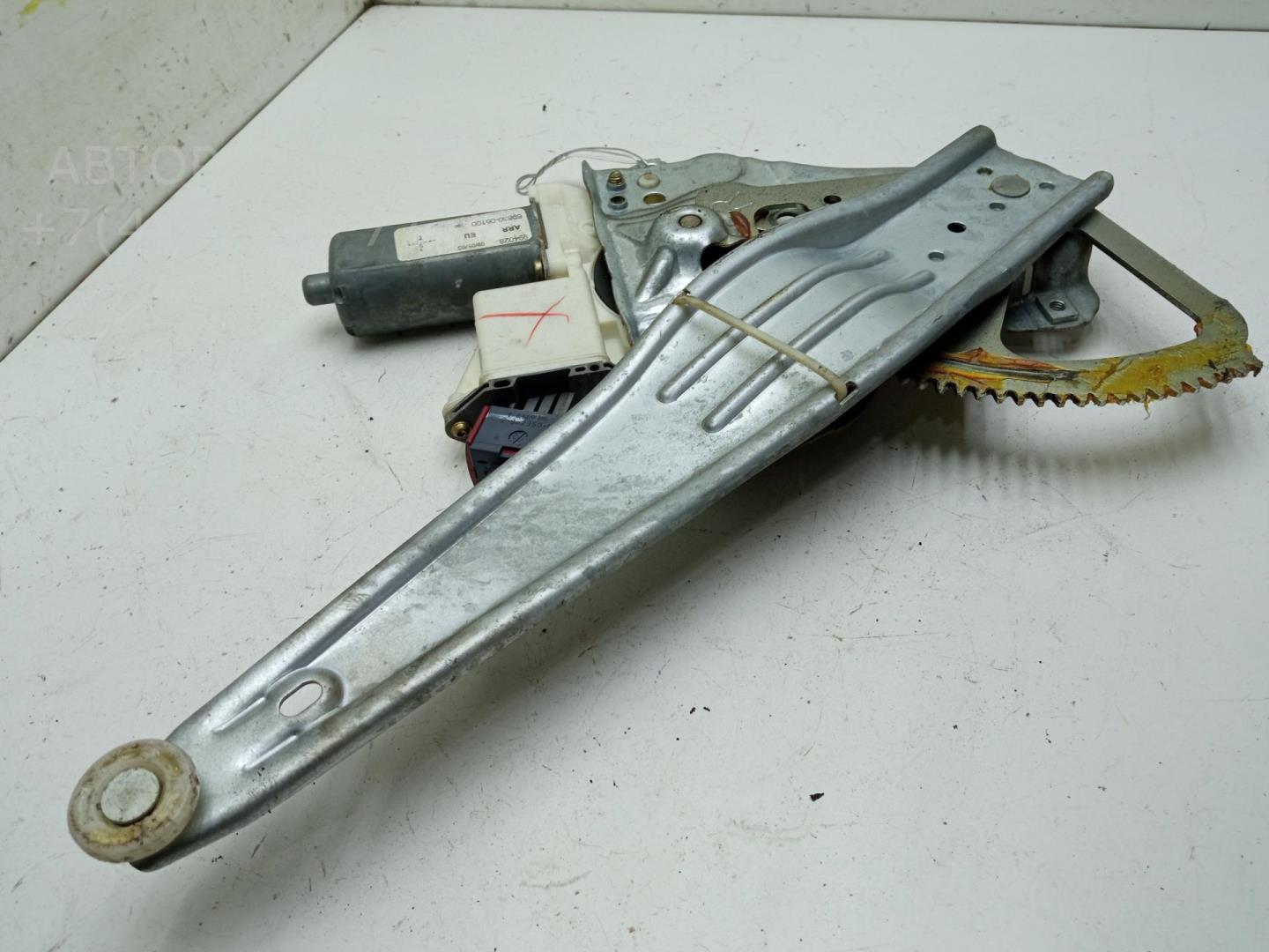 Стеклоподъемник электр. задний правый