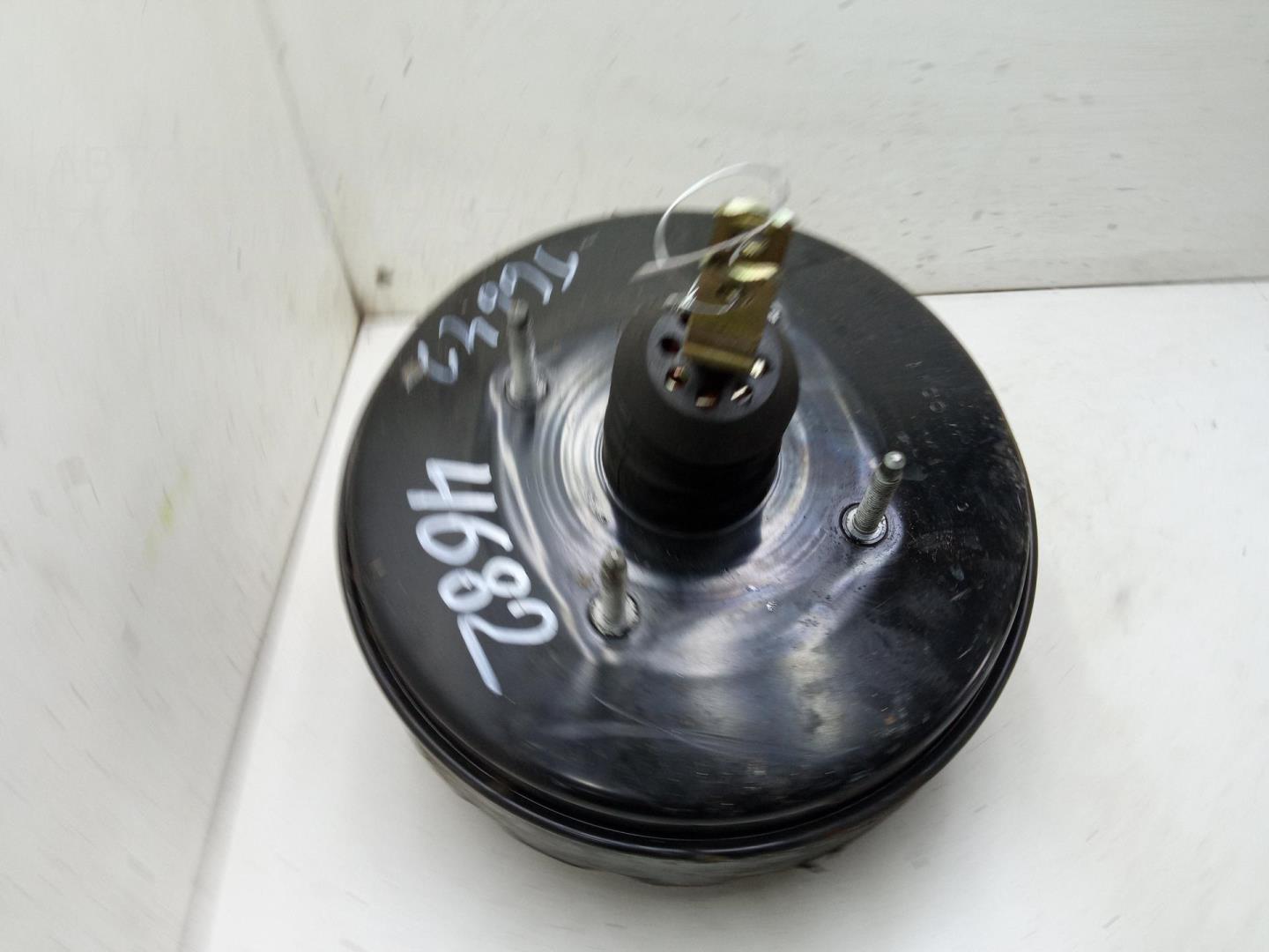 Усилитель тормозов вакуумный