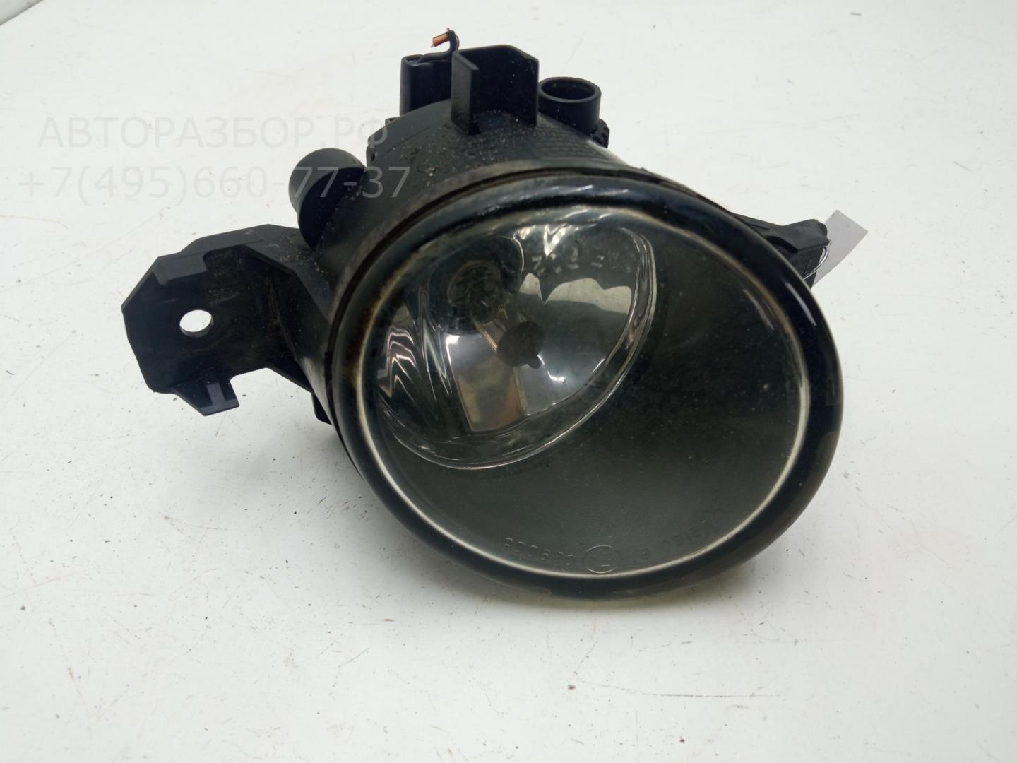 Фара противотуманная левая