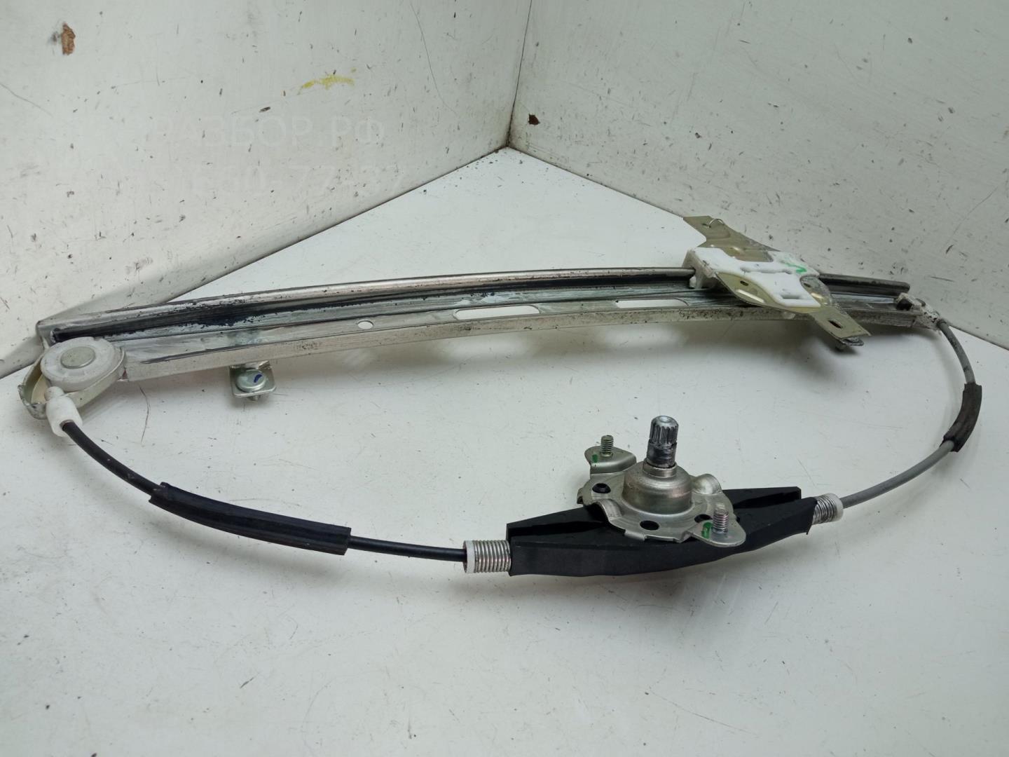 Стеклоподъемник механ. передний левый