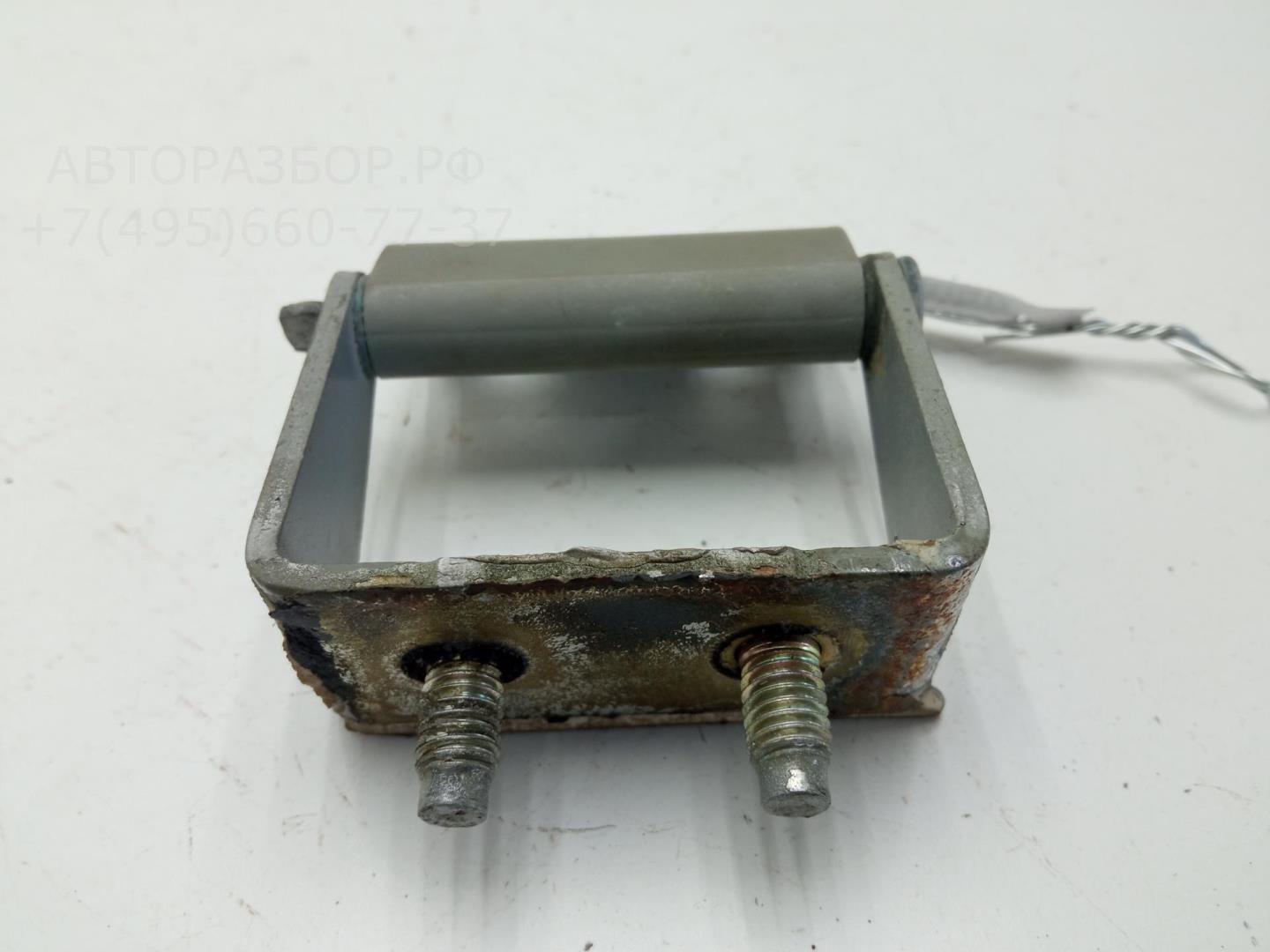 Петля крышки багажника