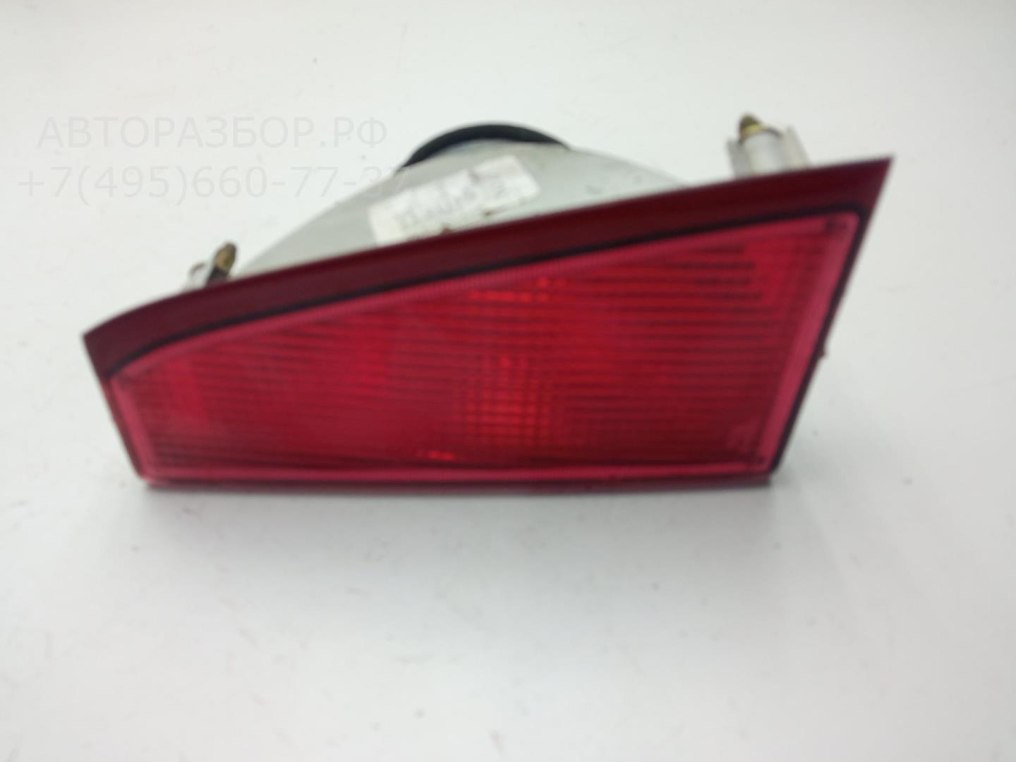 Фонарь задний внутренний левый